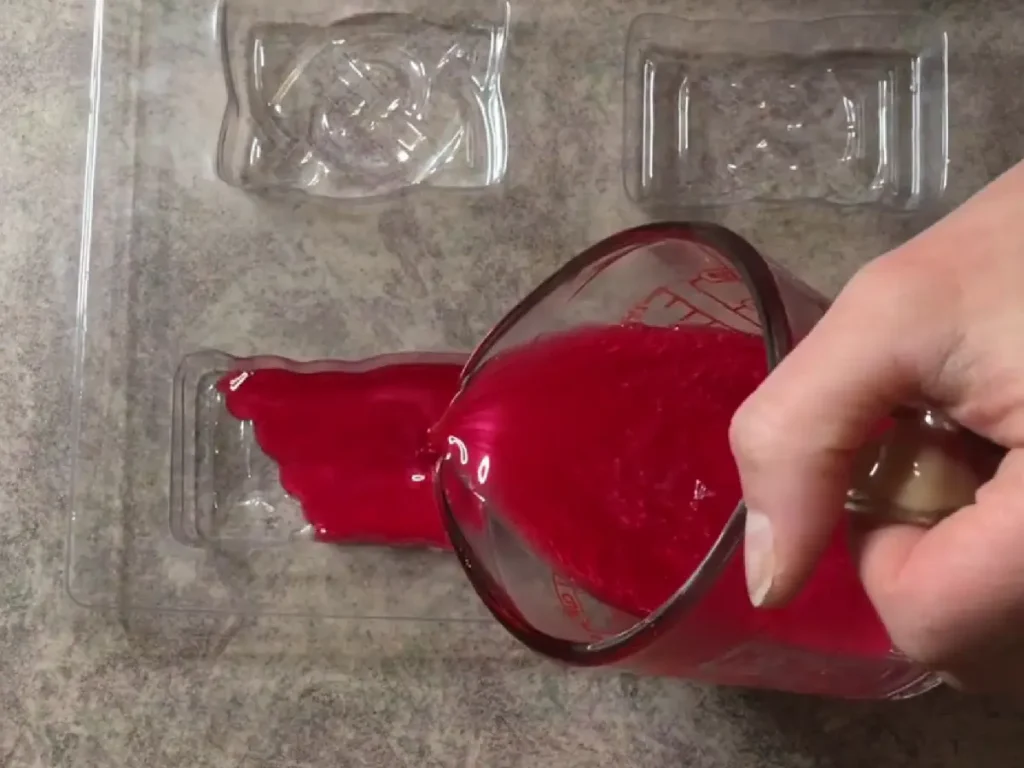 pouring melt an pour soap