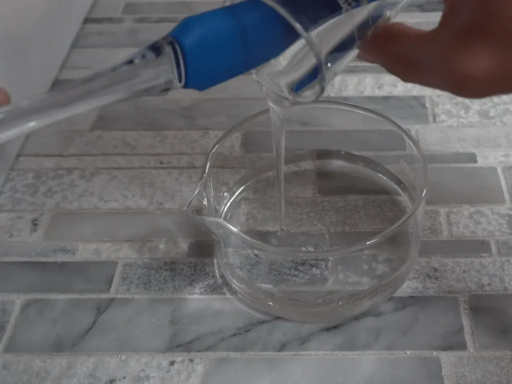putting vegetable glycerin in bowl