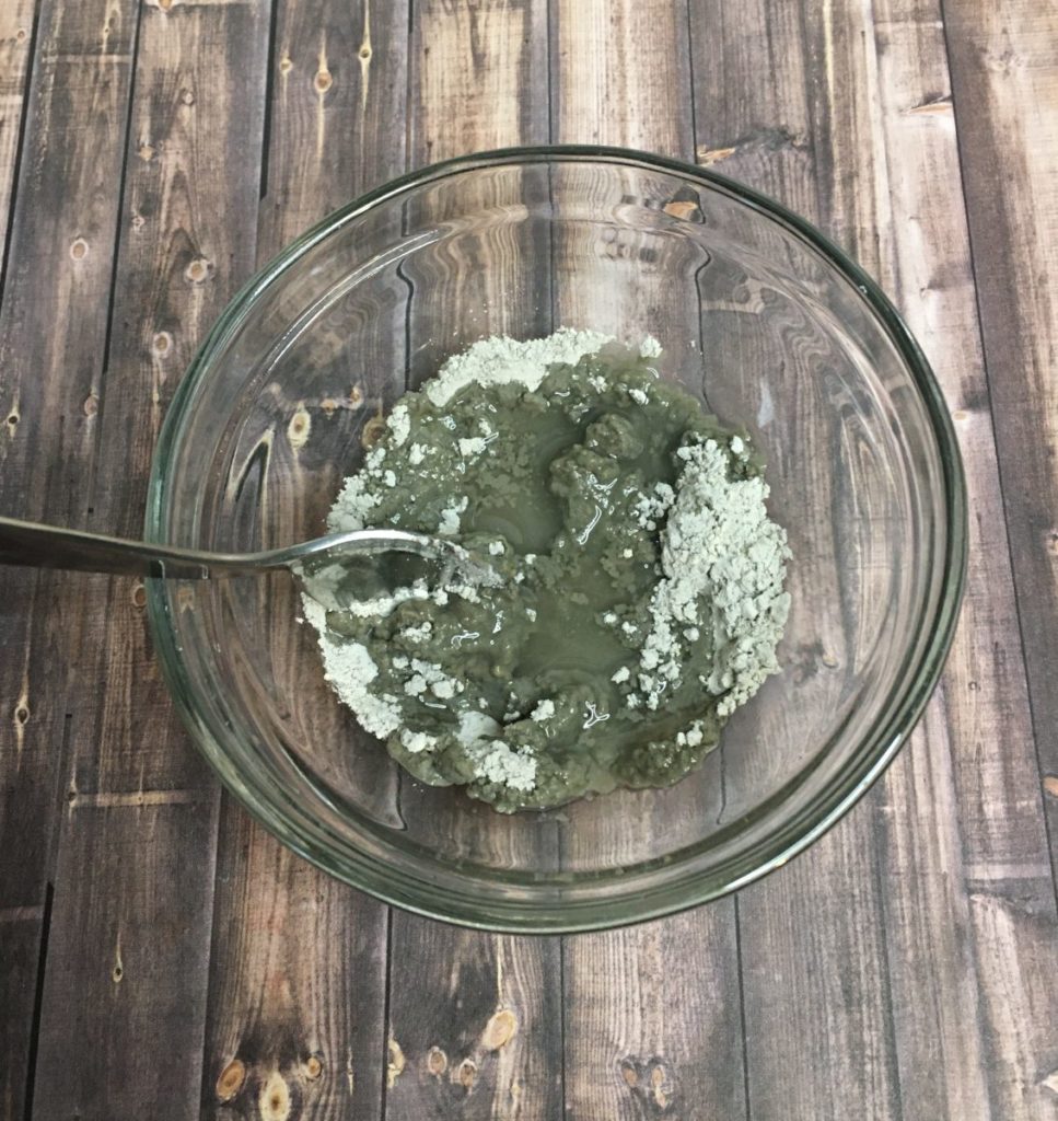 mixing french green clay