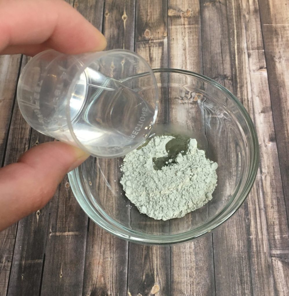 mixing rubbing alcohol with french green clay