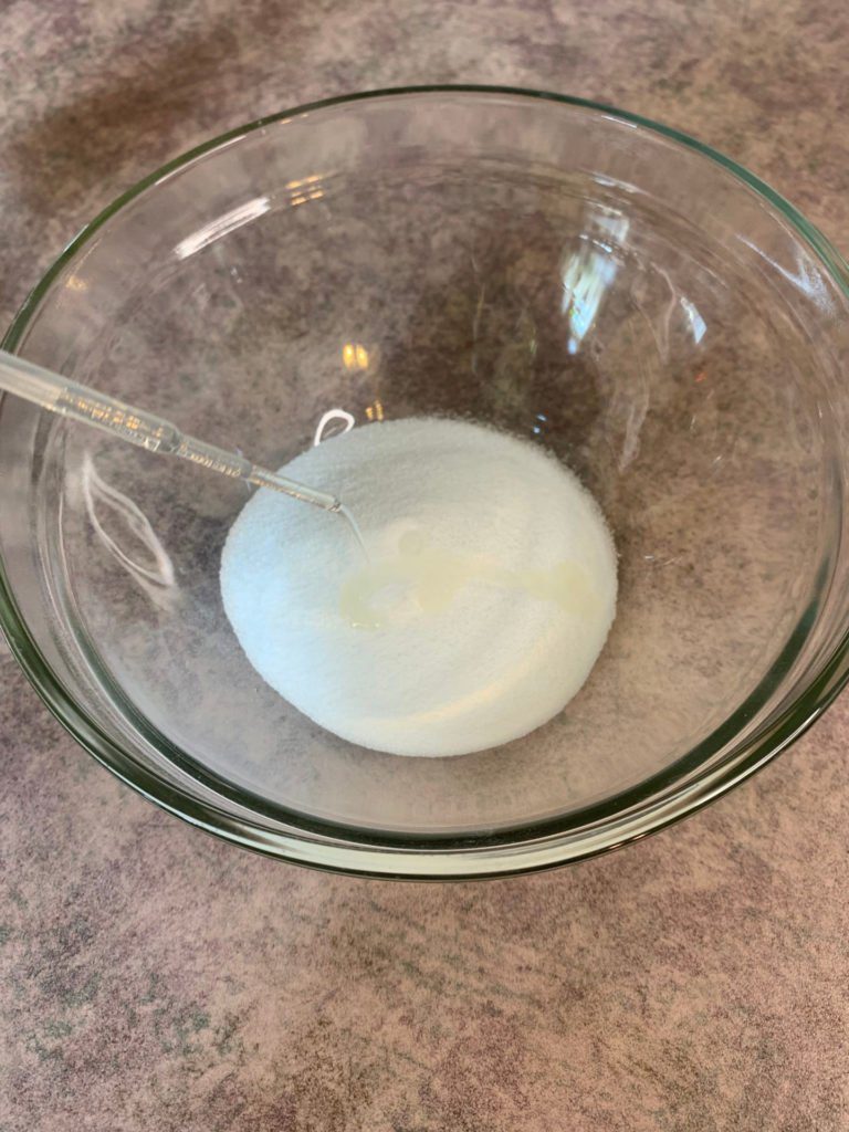 fragrance oil and dendritic salt