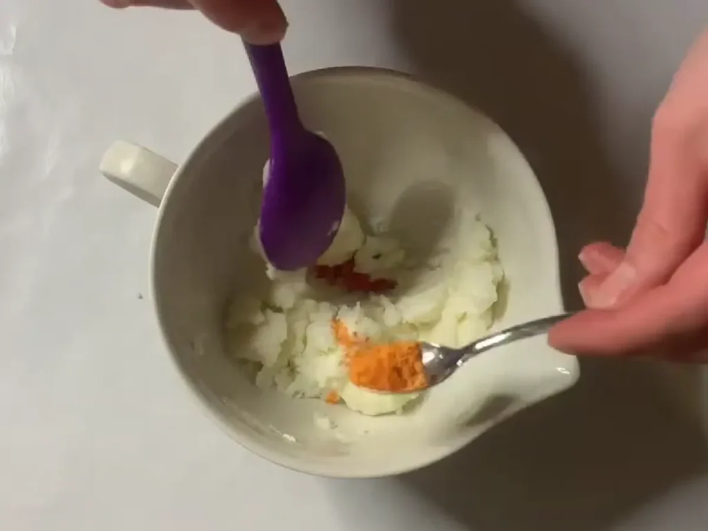 adding mica powder