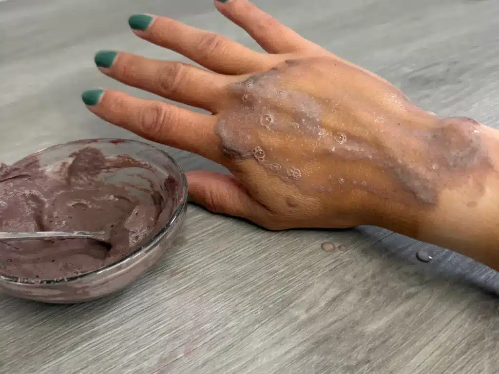 bubbles from face wash