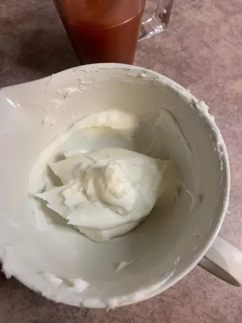 whipping soy wax for whipped candle topping 
