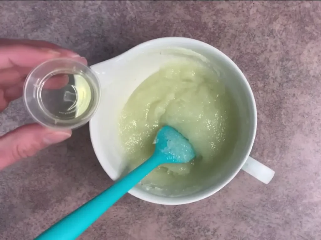 adding fragrance oil to emulsified sugar scrub