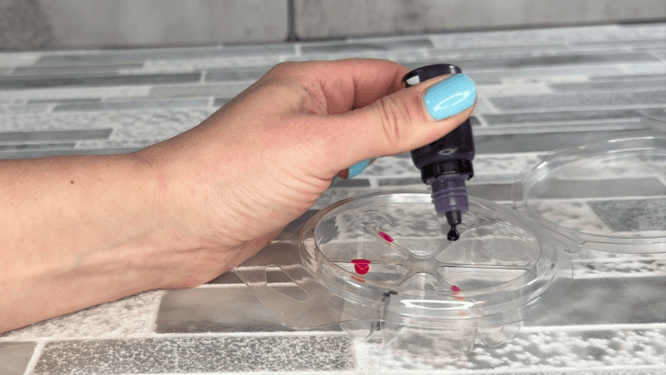 adding wax color to clamshell