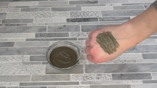 brightening clay face mask DIY