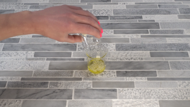diy solid perfume adding beeswax to jojoba oil