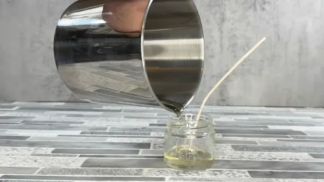 massage candle pouring candle 