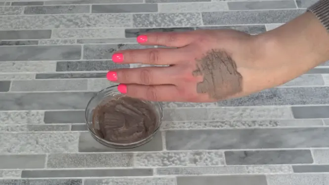 mineral clay face mask DIY