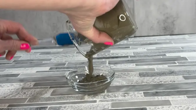 mineral face mask texture DIY