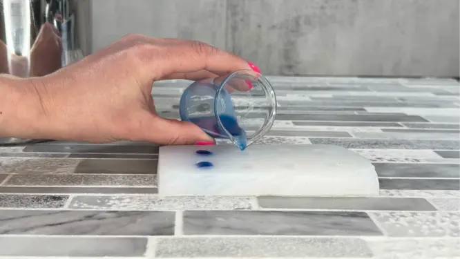 whipped candle pouring blueberry embeds