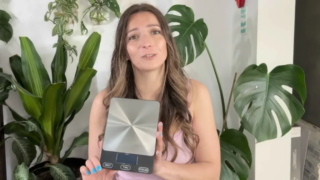 summer rain holding scale that is used for candles