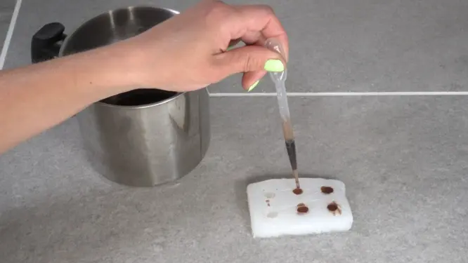 making coffee bean wax melts