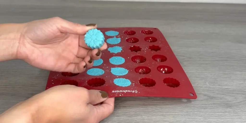 shower steamers unmolding
